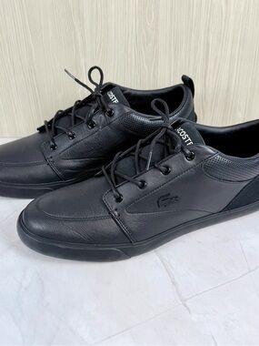 Lacoste Men's Black Low-Top Leather Sneakers
